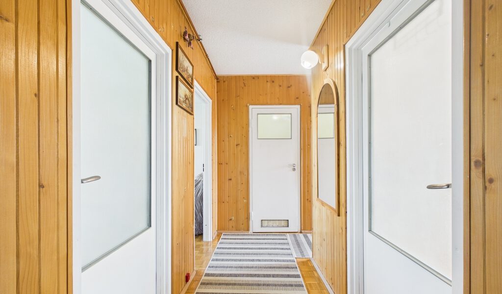 Trzy pokoje, oddzielna kuchnia, balkon – 10