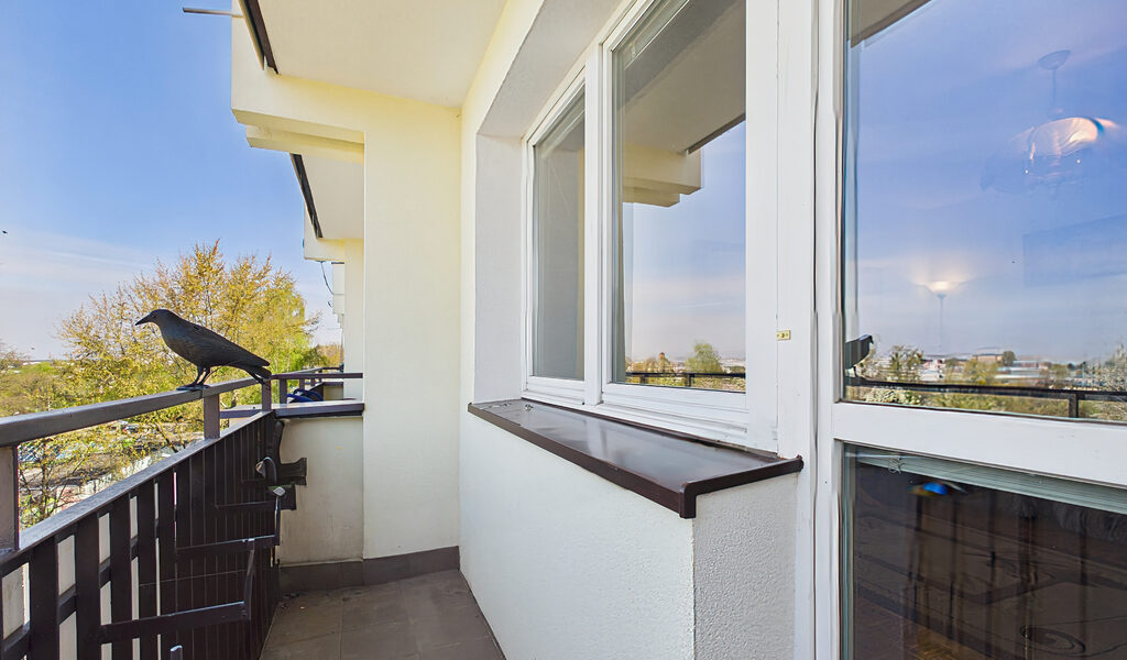 Trzy pokoje, oddzielna kuchnia, balkon – 2