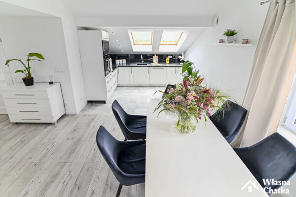 Przestronne 4 pokojowe z ogrodem | 64 m2 |