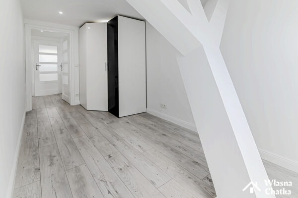 Przestronne 4 pokojowe z ogrodem | 64 m2 |