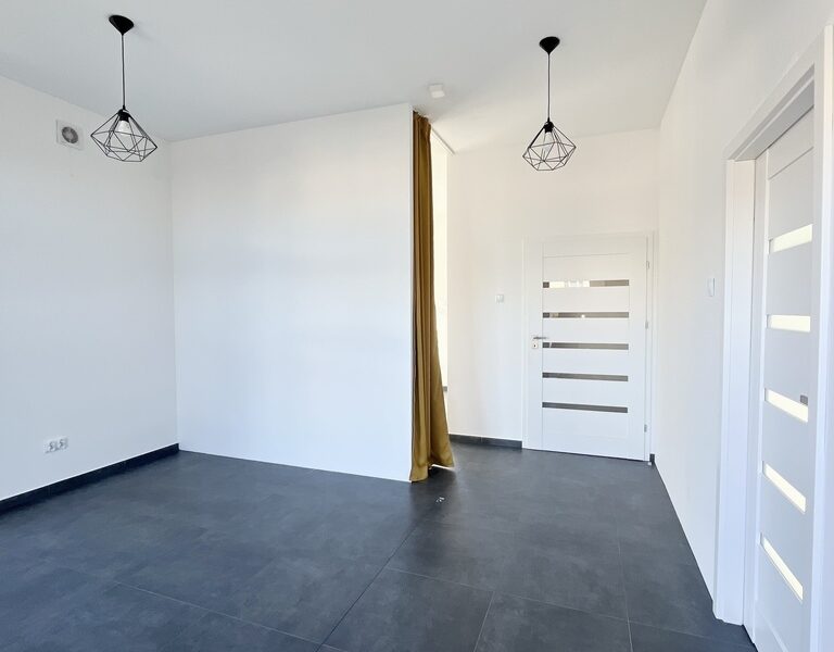Nowoczesny lokal usługowy 50m² na wynajem– Chełmek