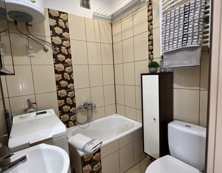 Przestronna kawalerka 40 m² na wynajem – Chełmek – 5