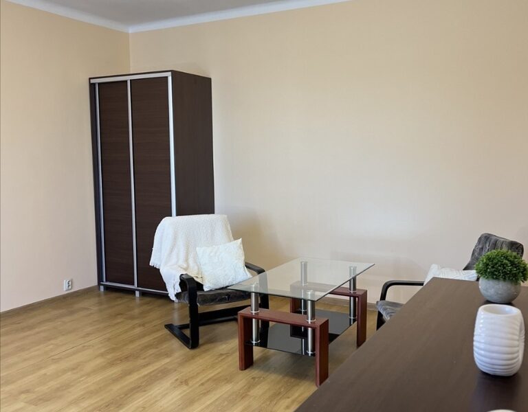 Przestronna kawalerka 40 m² na wynajem – Chełmek – 4