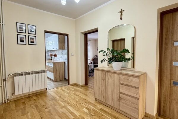 Dom po solidnej modernizacji – Zagórze
