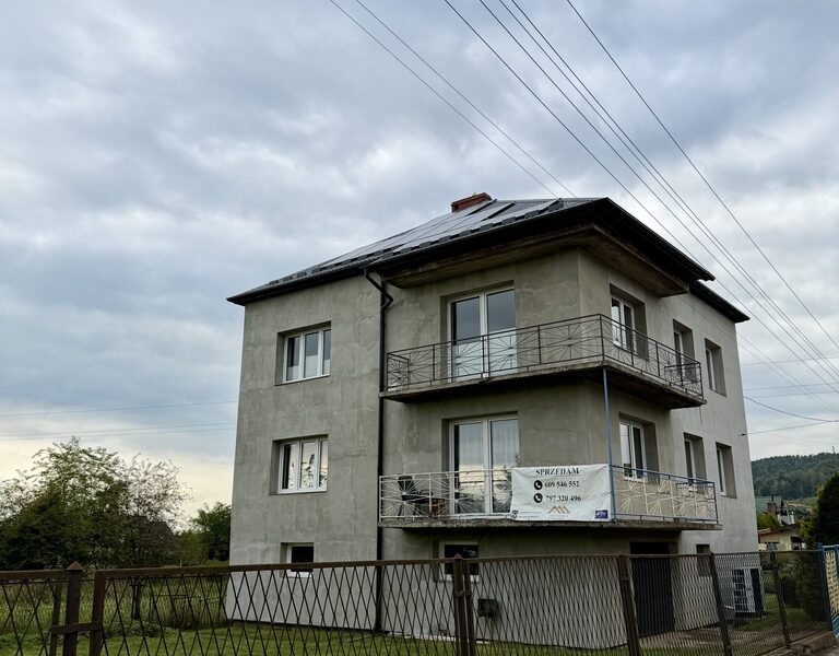 Dom po solidnej modernizacji – Zagórze – 10